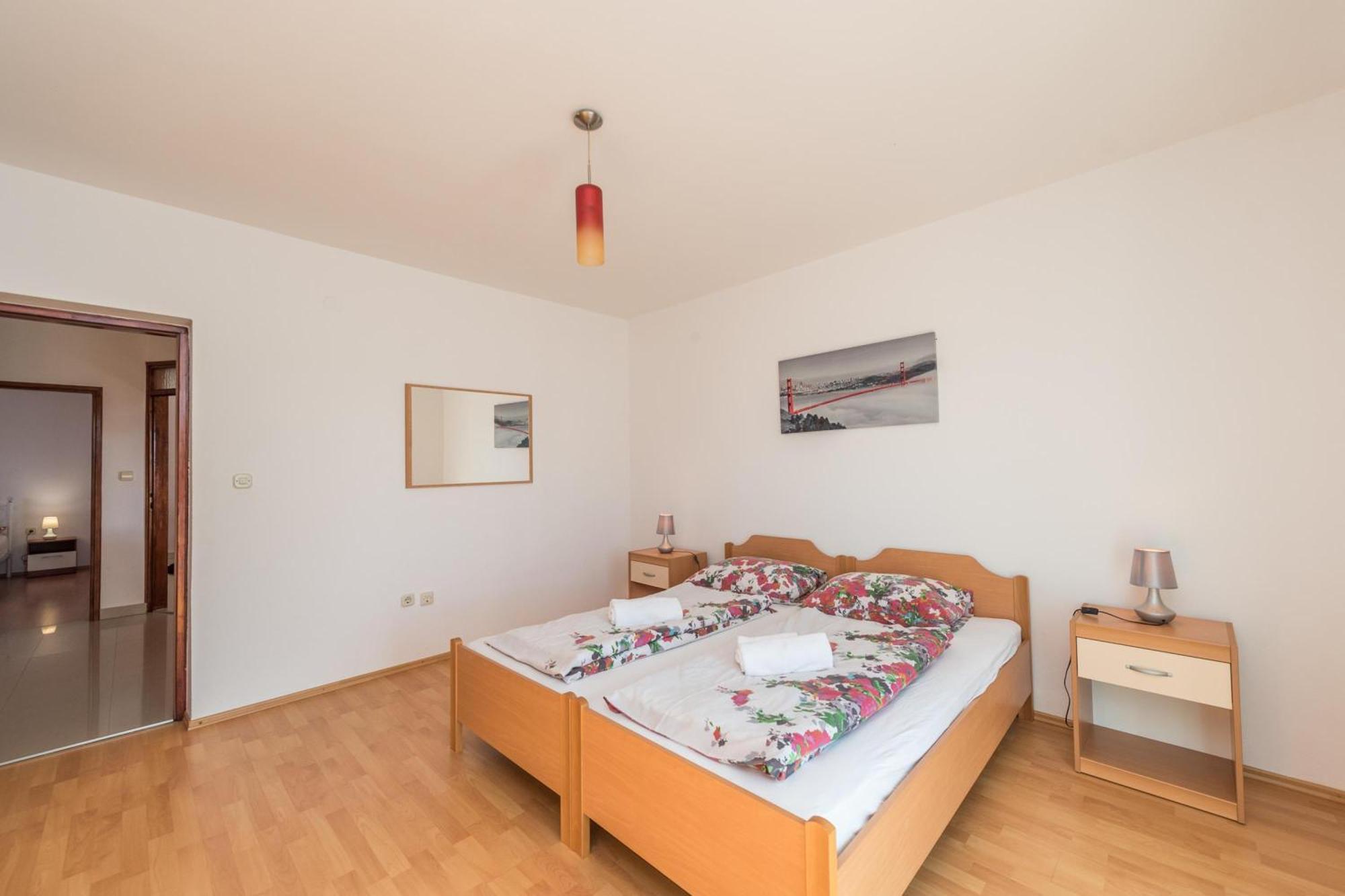 Family Friendly Pool House Ana - Happy Rentals Bibinje Kültér fotó
